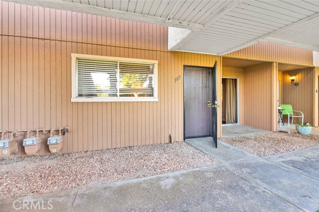 Image 3 for 420 Villa CT #105