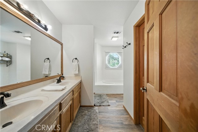 Detail Gallery Image 31 of 50 For 39122 Starview Ln, Big Bear Lake,  CA 92315 - 3 Beds | 2/1 Baths
