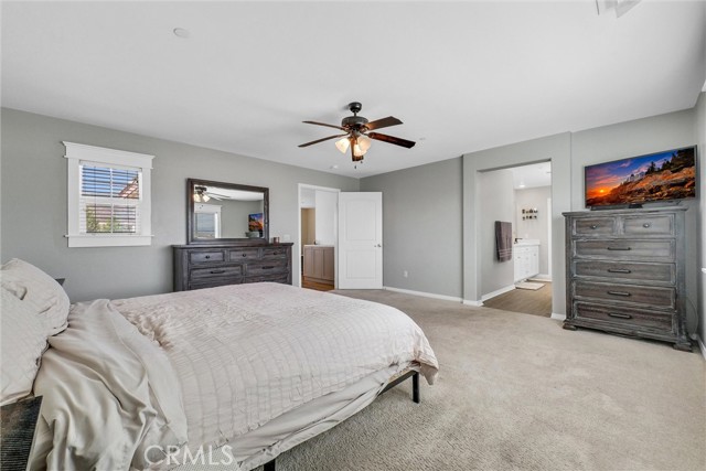 Detail Gallery Image 15 of 34 For 18123 Corktree Dr, San Bernardino,  CA 92407 - 4 Beds | 3 Baths