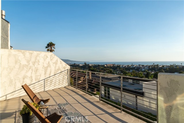 736 Gould Avenue, Hermosa Beach, California 90254, 3 Bedrooms Bedrooms, ,3 BathroomsBathrooms,Residential,Sold,Gould,SB24182647