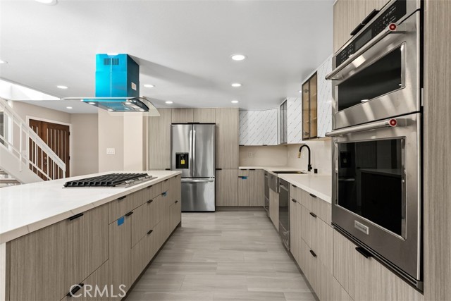 Detail Gallery Image 11 of 40 For 54 Oak Tree Ln, Irvine,  CA 92612 - 4 Beds | 2/1 Baths