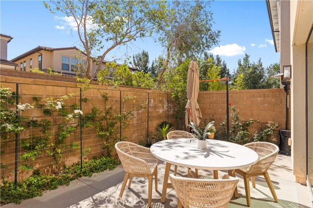 Detail Gallery Image 33 of 73 For 60 Rotunda, Irvine,  CA 92620 - 4 Beds | 3/1 Baths