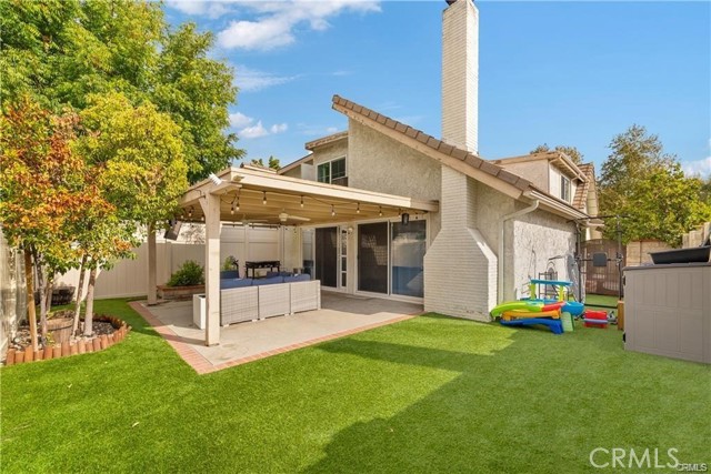 Detail Gallery Image 20 of 23 For 27065 Rio Prado Dr, Valencia,  CA 91354 - 4 Beds | 3 Baths