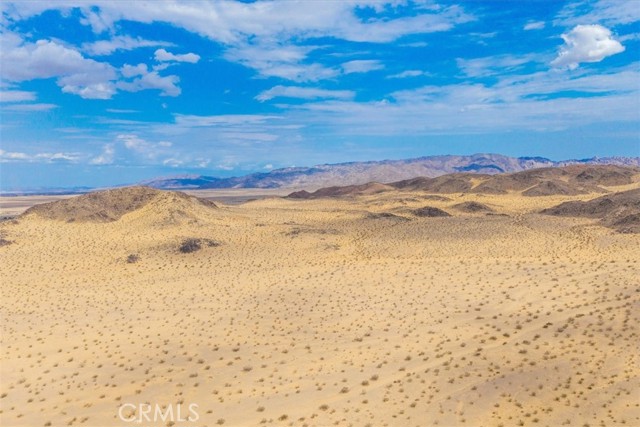 67859 Valle Vista Road, 29 Palms CA: https://media.crmls.org/medias/28bf275b-b657-4681-acb5-60d6d9d36e2f.jpg