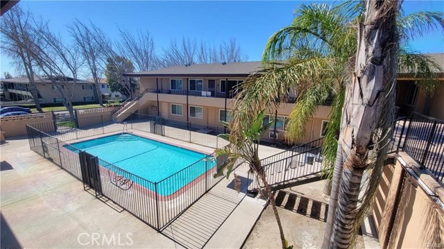 Detail Gallery Image 2 of 13 For 811 Orchid Ct a,  Upland,  CA 91786 - 2 Beds | 2 Baths