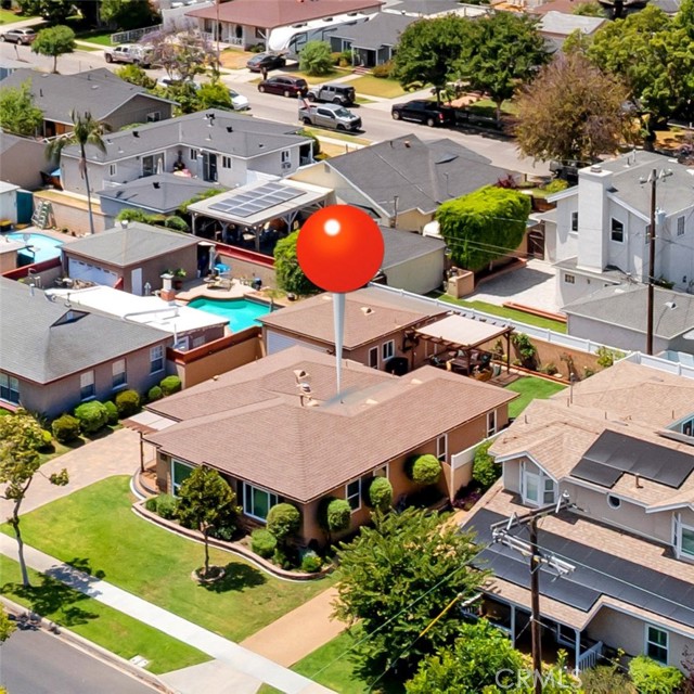5215 E Monlaco Road, Long Beach CA: https://media.crmls.org/medias/28bfeb12-f7ee-47cf-9b56-a9224c1c181f.jpg