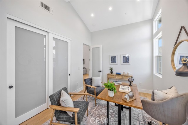 Detail Gallery Image 30 of 47 For 2619 Huntington Ln #B,  Redondo Beach,  CA 90278 - 4 Beds | 3/1 Baths