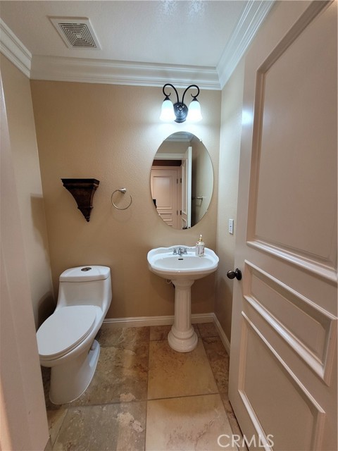 Detail Gallery Image 22 of 61 For 23 Plaza Modena, Lake Elsinore,  CA 92532 - 4 Beds | 3/1 Baths