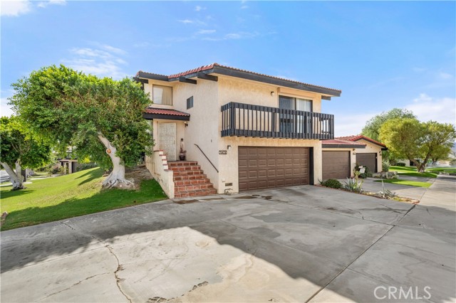 Detail Gallery Image 4 of 33 For 67305 Hacienda Ave, Desert Hot Springs,  CA 92240 - 2 Beds | 2/1 Baths