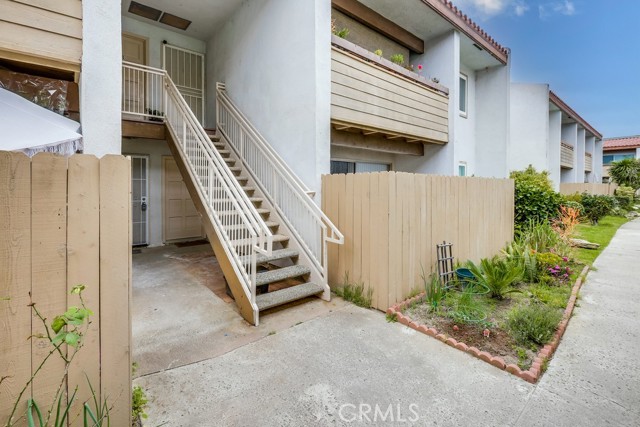 Detail Gallery Image 1 of 21 For 2511 W Sunflower Ave #F4,  Santa Ana,  CA 92704 - 2 Beds | 2 Baths