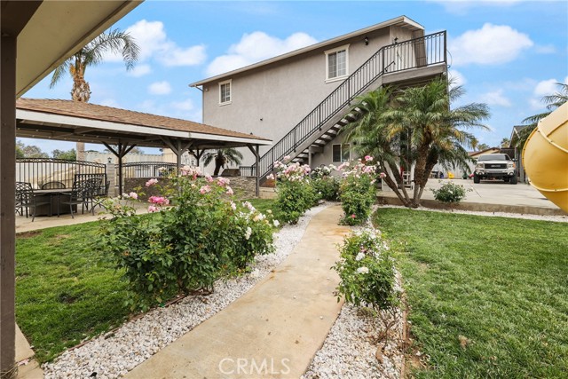 8963 Bold Ruler Lane, Jurupa Valley CA: https://media.crmls.org/medias/28c2c06c-e965-4f1e-89a2-a10163f0a797.jpg