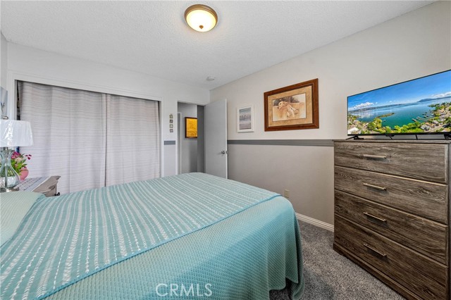494 S Whipple Street, Fort Bragg CA: https://media.crmls.org/medias/28c3cd59-e31e-4261-beeb-7d30e52b1ff0.jpg
