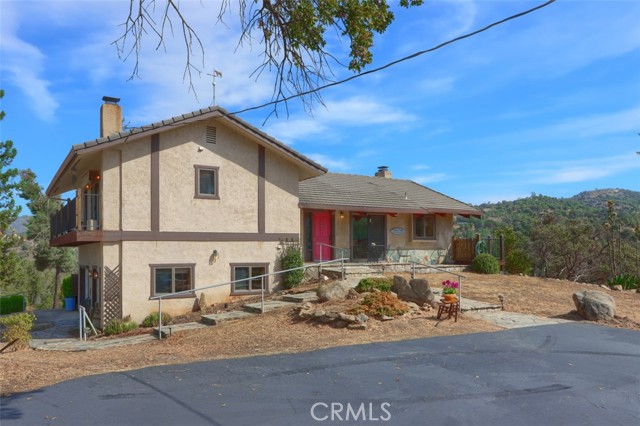 Detail Gallery Image 1 of 1 For 4111 Ben Hur Rd, Mariposa,  CA 95338 - 2 Beds | 2 Baths