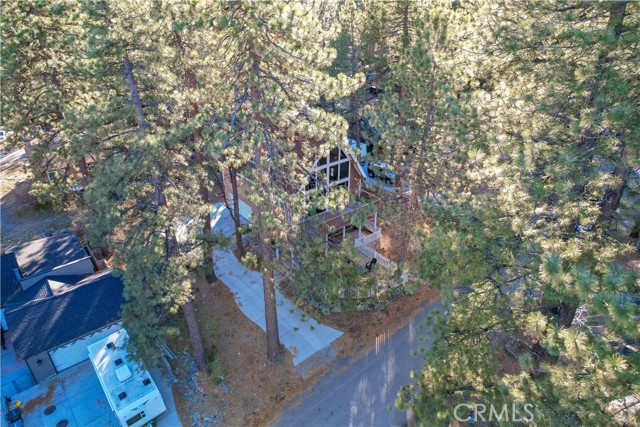 Detail Gallery Image 6 of 53 For 1719 Thrush Rd, Wrightwood,  CA 92397 - 3 Beds | 2/1 Baths