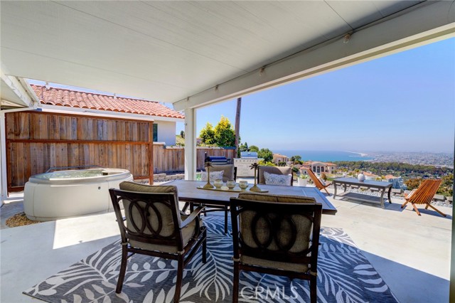 26139 Barkstone Drive, Rancho Palos Verdes, California 90275, 4 Bedrooms Bedrooms, ,Residential,Sold,Barkstone,PV23125576