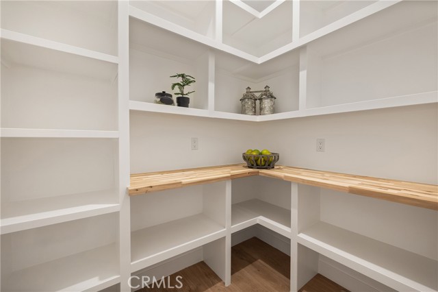 5869 Fickett Lane, Paradise CA: https://media.crmls.org/medias/28c5cd5a-581b-4d6f-940c-a5e5db488a2d.jpg