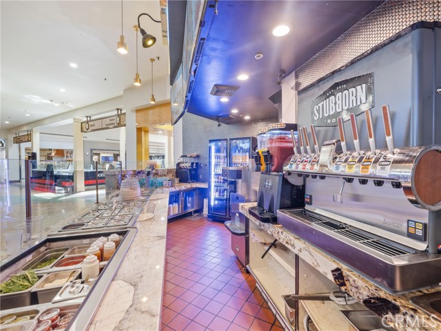 0 Manny's Reloaded, Victorville CA: https://media.crmls.org/medias/28c65e16-8262-4c26-a488-3839fed49012.jpg