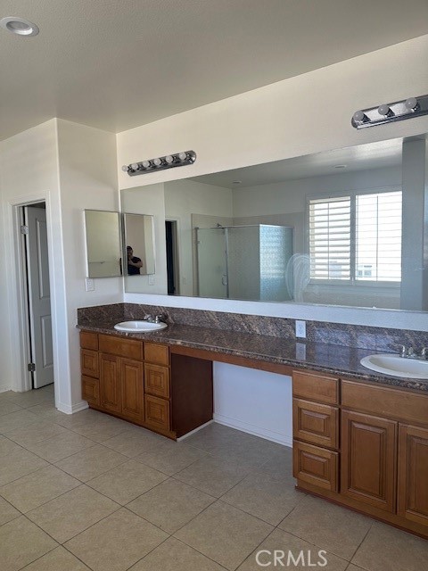 Detail Gallery Image 17 of 22 For 12336 Osprey, Victorville,  CA 92392 - 5 Beds | 3/1 Baths