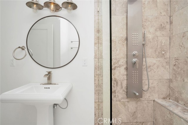 Detail Gallery Image 10 of 16 For 27001 Calle Juanita #C,  Dana Point,  CA 92624 - 1 Beds | 1 Baths