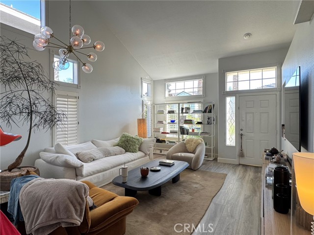 Front Image Thumbnail for CRNP26104262