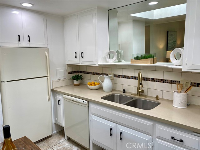 Detail Gallery Image 8 of 32 For 1241 Knollwood Rd, M4 46e, Seal Beach,  CA 90740 - 2 Beds | 1 Baths