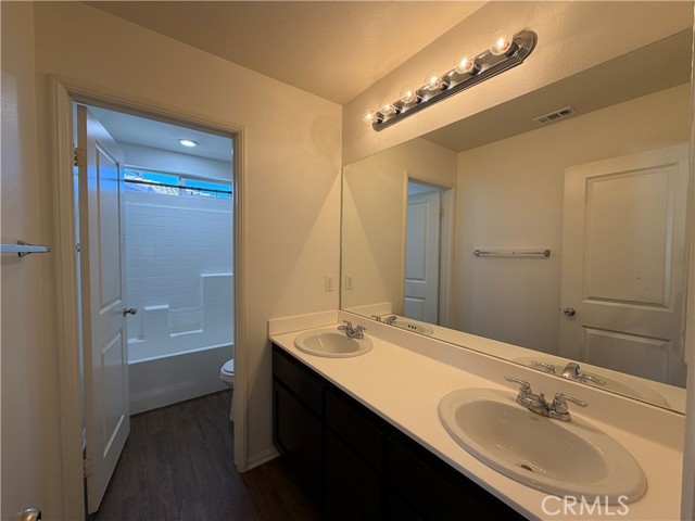 Detail Gallery Image 10 of 20 For 27828 Sand Dollar Way, Moreno Valley,  CA 92555 - 4 Beds | 2/1 Baths