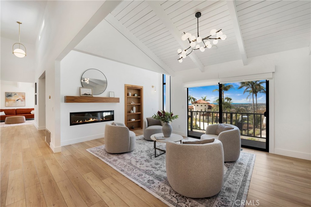 MLS #OC25221401 image #12