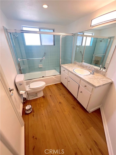 100 Cliff Drive, Laguna Beach CA: https://media.crmls.org/medias/28c83f04-1486-4048-b710-bef874040a4a.jpg