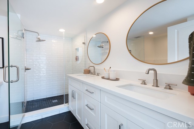 Detail Gallery Image 28 of 35 For 839 Larrabee St #6,  West Hollywood,  CA 90069 - 2 Beds | 2/1 Baths