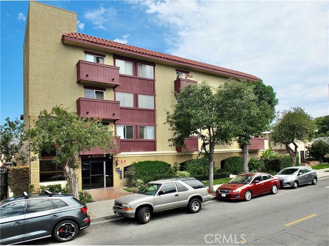 Detail Gallery Image 5 of 74 For 2805 E 3rd Street #10 #10,  Long Beach,  CA 90814 - 2 Beds | 2 Baths