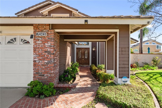 Detail Gallery Image 3 of 49 For 7243 Kittyhawk St, Fontana,  CA 92336 - 4 Beds | 3 Baths