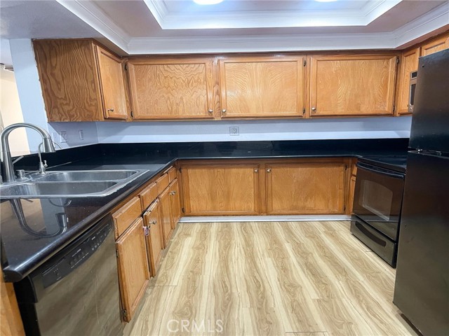 Detail Gallery Image 3 of 19 For 95 Country Mile Rd #245,  Pomona,  CA 91766 - 2 Beds | 2 Baths