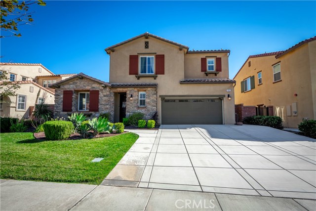 4841 Stoneglen Ave, Fontana, CA 92336