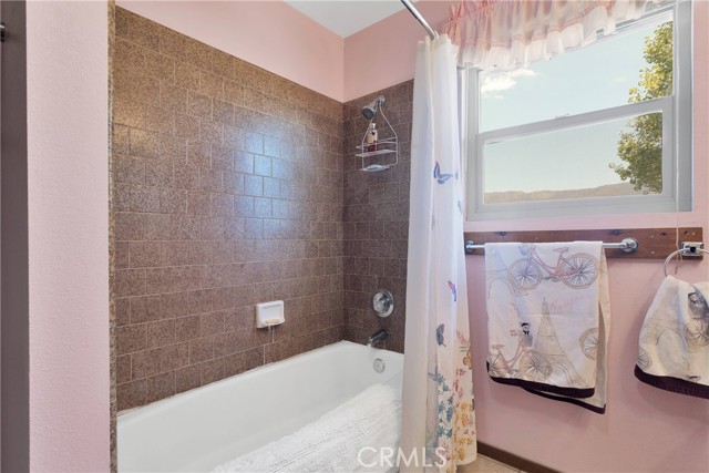 Detail Gallery Image 32 of 75 For 30881 Pawnee St, Lucerne Valley,  CA 92356 - 6 Beds | 4/1 Baths
