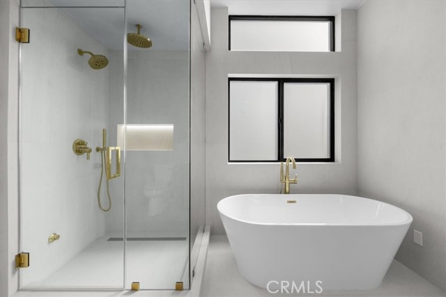 Detail Gallery Image 25 of 41 For 6730 Esplanade, Playa Del Rey,  CA 90293 - 4 Beds | 4 Baths