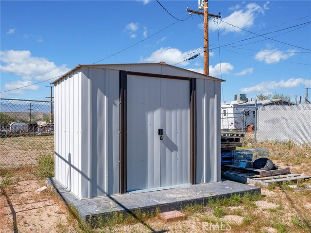 Detail Gallery Image 24 of 32 For 17382 Neptune, Victorville,  CA 92394 - 3 Beds | 1 Baths