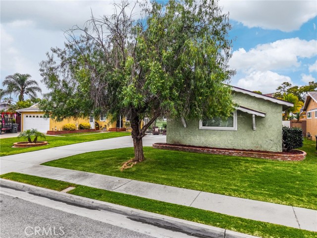 Detail Gallery Image 2 of 31 For 12526 Chadwell St, Lakewood,  CA 90715 - 3 Beds | 2 Baths