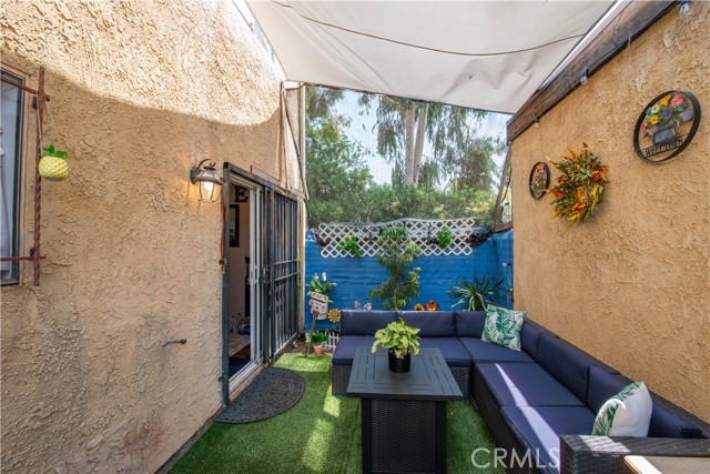 Detail Gallery Image 15 of 18 For 14924 Nordhoff St #12,  North Hills,  CA 91343 - 2 Beds | 1/1 Baths