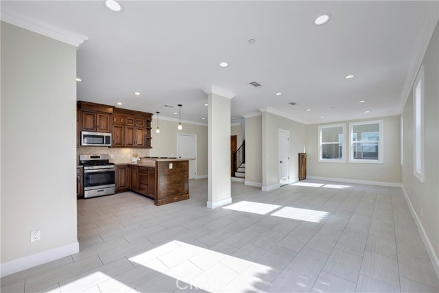 Living room & dining room have recessed lights.