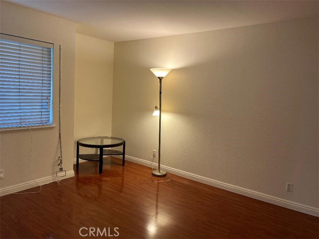 Image 17 of 27 For 321 Orange Avenue 306