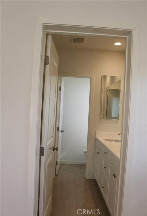 Detail Gallery Image 32 of 37 For 111 Briarberry, Irvine,  CA 92618 - 4 Beds | 3 Baths