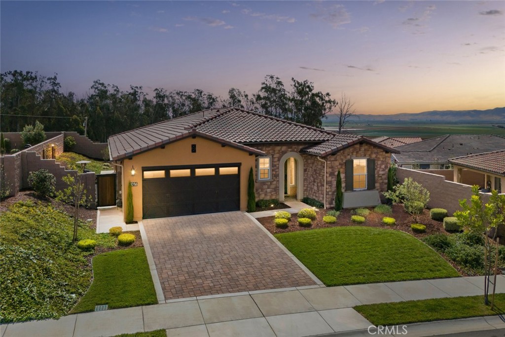 1016 Trail View Place
