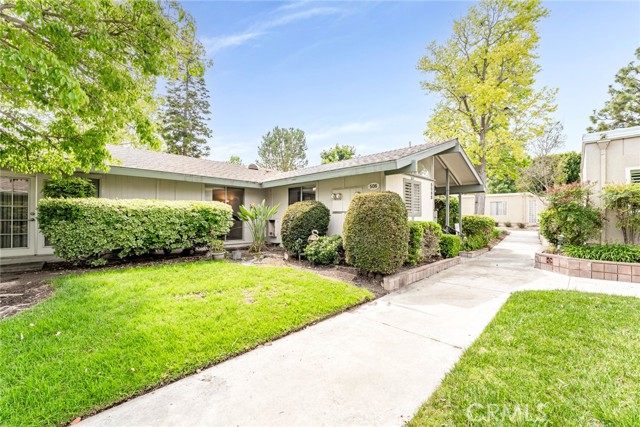 Front Image Thumbnail for CROC26068539