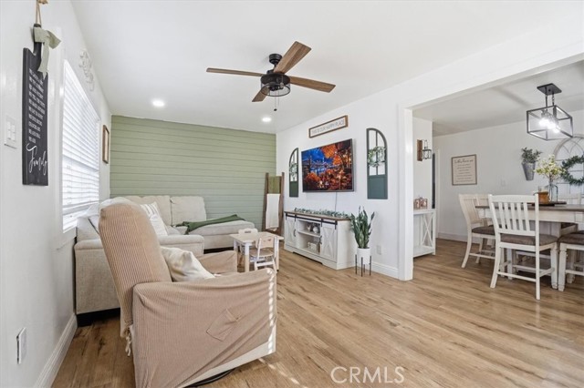 Detail Gallery Image 3 of 39 For 1163 Smith, Adelanto,  CA 92301 - 2 Beds | 1 Baths