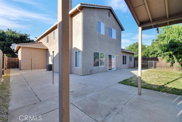 1882 Hunji Drive, Yuba City CA: https://media.crmls.org/medias/28d2c299-2293-427d-99d6-462fbe7263f4.jpg