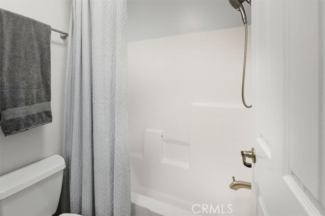 Detail Gallery Image 28 of 58 For 28771 Calle De La Paz, Valencia,  CA 91354 - 3 Beds | 2/1 Baths