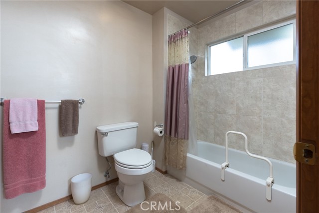Detail Gallery Image 18 of 24 For 1019 W Monterey St, Orland,  CA 95963 - 3 Beds | 2/1 Baths