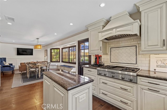 Detail Gallery Image 22 of 56 For 4200 Abbington Ct, Westlake Village,  CA 91361 - 5 Beds | 3 Baths