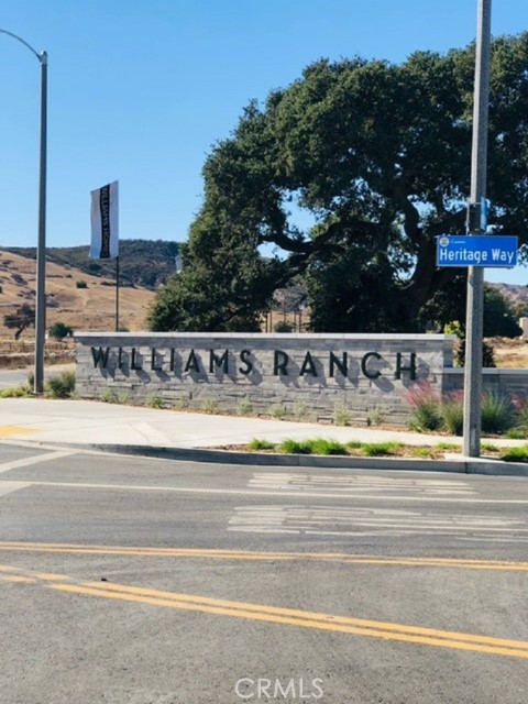 Williams Ranch Entry