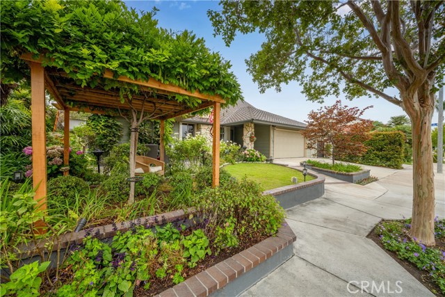 9327 Lexington Street, Cypress CA: https://media.crmls.org/medias/28d65629-266b-42c9-a3af-24c26fdf8563.jpg